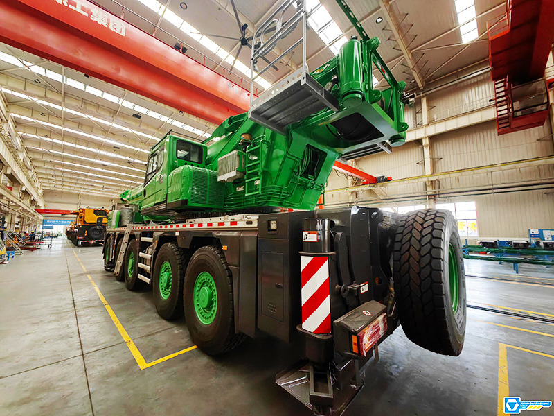 XCMG XCA260 used all terrain crane hydraulic lifting machine price - Vinç për të gjitha terrenet: foto 5 XCMG XCA260 used all terrain crane hydraulic lifting machine price - Vinç për të gjitha terrenet: foto 5