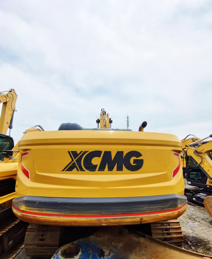 XCMG XE200GH medium 20ton crawler excavator used - Ekskavator me zinxhirë: foto 4 XCMG XE200GH medium 20ton crawler excavator used - Ekskavator me zinxhirë: foto 4