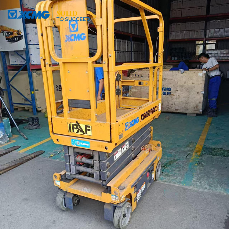 XCMG XG0607DC 6m hydraulic mobile scissor lift price - Ngritës gërshërë: foto 1 XCMG XG0607DC 6m hydraulic mobile scissor lift price - Ngritës gërshërë: foto 1
