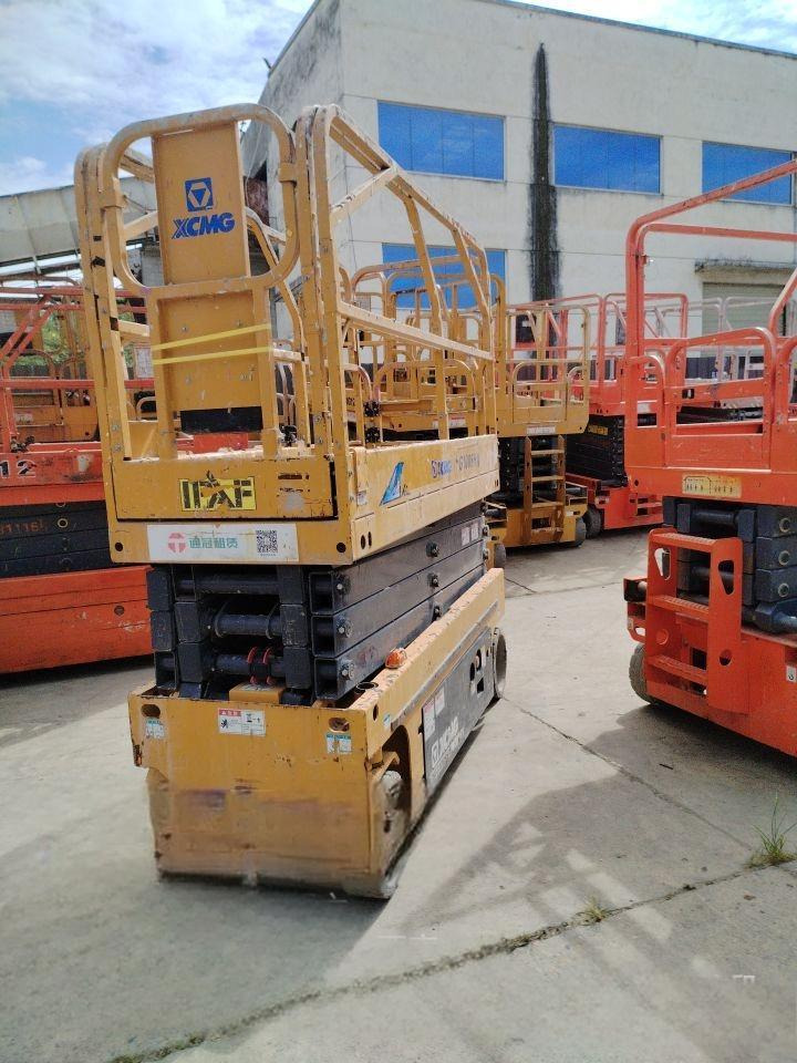 XCMG XG1008HA 10m portable second hand lifting platform scissor lift - Ngritës gërshërë: foto 3 XCMG XG1008HA 10m portable second hand lifting platform scissor lift - Ngritës gërshërë: foto 3