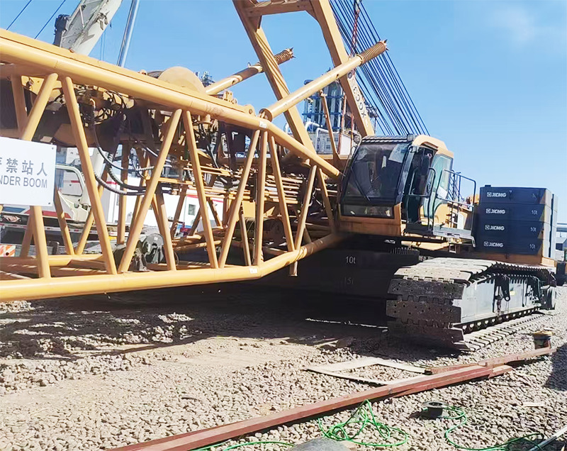 XCMG XGC300 used 300 tons crawler crane for sale - Vinç me zinxhir: foto 3 XCMG XGC300 used 300 tons crawler crane for sale - Vinç me zinxhir: foto 3