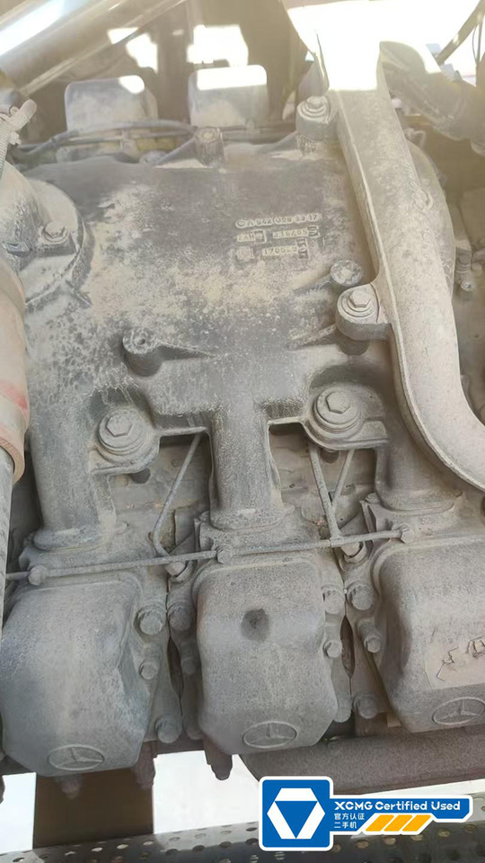 XCMG XGC650 650 ton second hand crawler crane for sale - Vinç me zinxhir: foto 4 XCMG XGC650 650 ton second hand crawler crane for sale - Vinç me zinxhir: foto 4