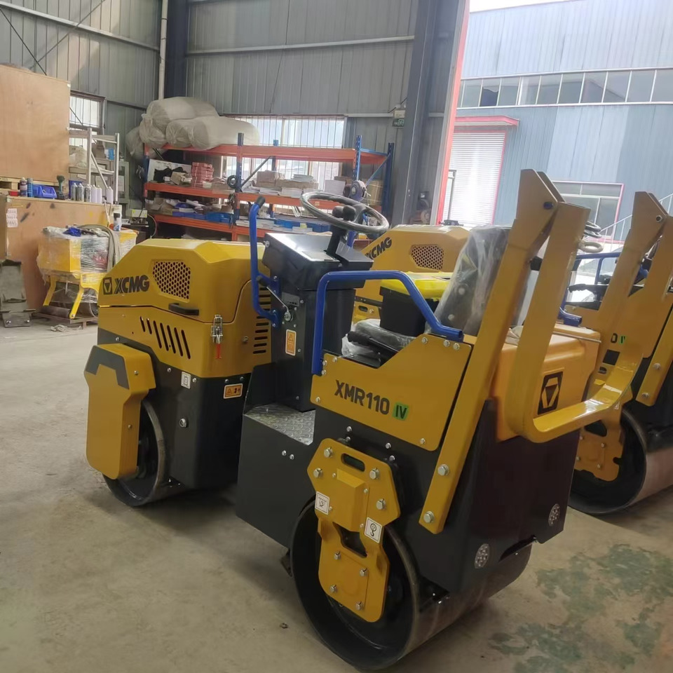 XCMG XMR110 1ton samll road roller hydraulic vibratory compator price - Mini rul: foto 3 XCMG XMR110 1ton samll road roller hydraulic vibratory compator price - Mini rul: foto 3