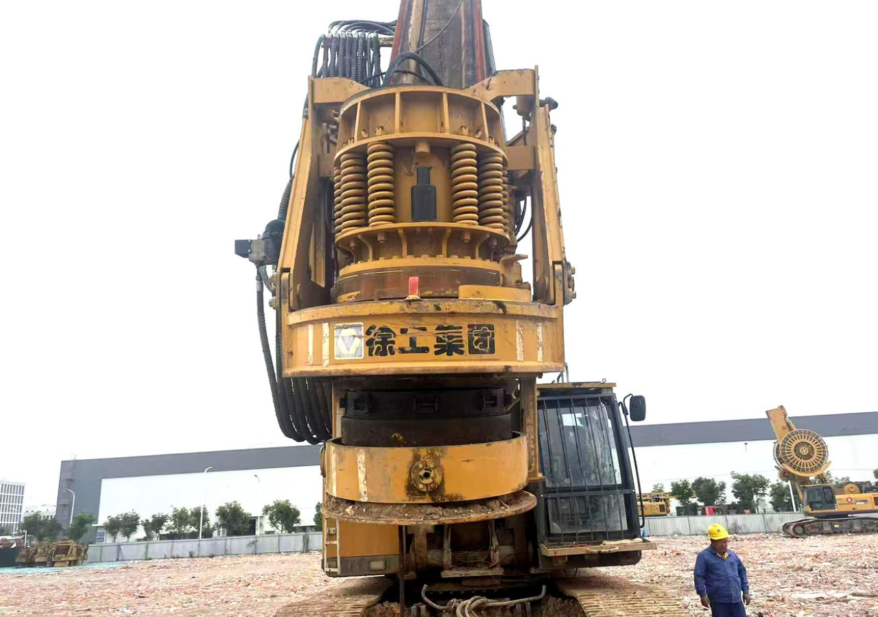 XCMG second hand XR360E crawler rotary drilling rig in stock - Sondë shpimi: foto 2 XCMG second hand XR360E crawler rotary drilling rig in stock - Sondë shpimi: foto 2