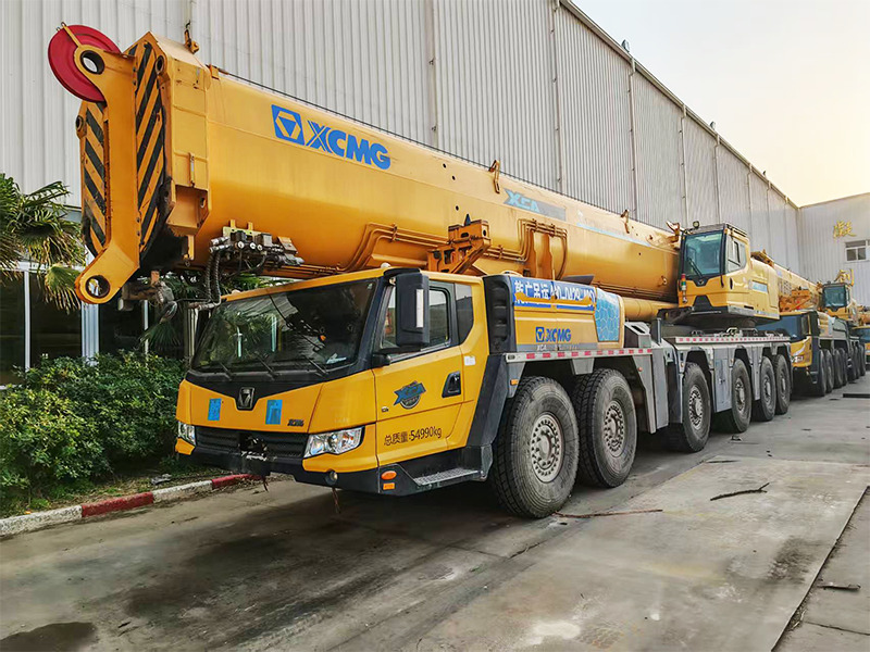 XCMG used XCA460 460ton mobile hydraulic all terrain crane price - Vinç për të gjitha terrenet: foto 3 XCMG used XCA460 460ton mobile hydraulic all terrain crane price - Vinç për të gjitha terrenet: foto 3