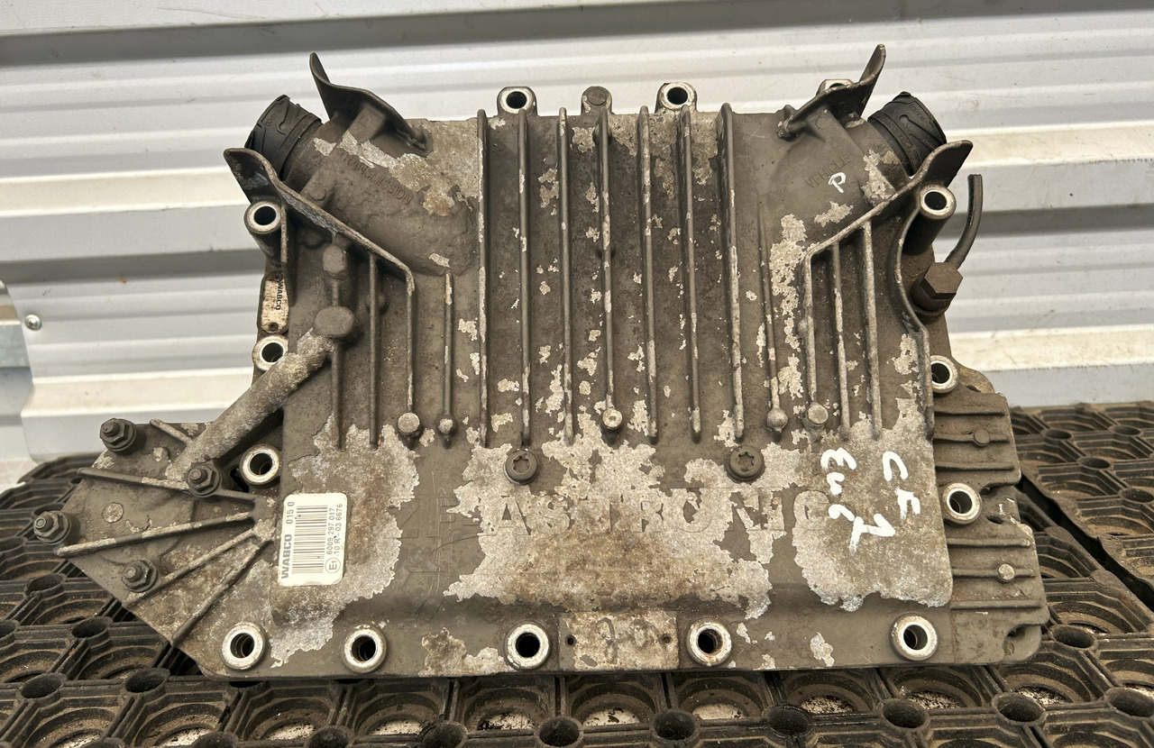 DAF CF EURO 6 ZF ASTRONIC MODULATOR SELECTOR - ECU për Kamioni: foto 1 DAF CF EURO 6 ZF ASTRONIC MODULATOR SELECTOR - ECU për Kamioni: foto 1