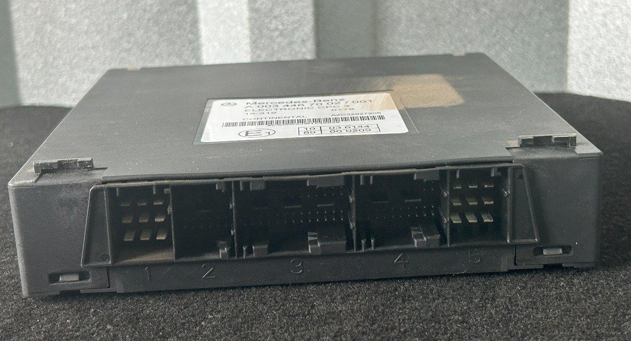 MERCEDES AROCS MP4 CPC3 - ECU: foto 2 MERCEDES AROCS MP4 CPC3 - ECU: foto 2