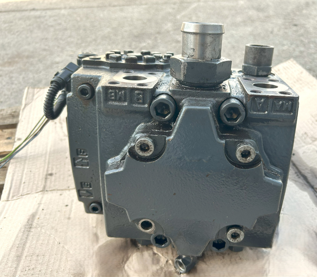MERCEDES AROCS MP4 HYDRAULIC PUMP HAD - Pompa hidraulike: foto 2 MERCEDES AROCS MP4 HYDRAULIC PUMP HAD - Pompa hidraulike: foto 2