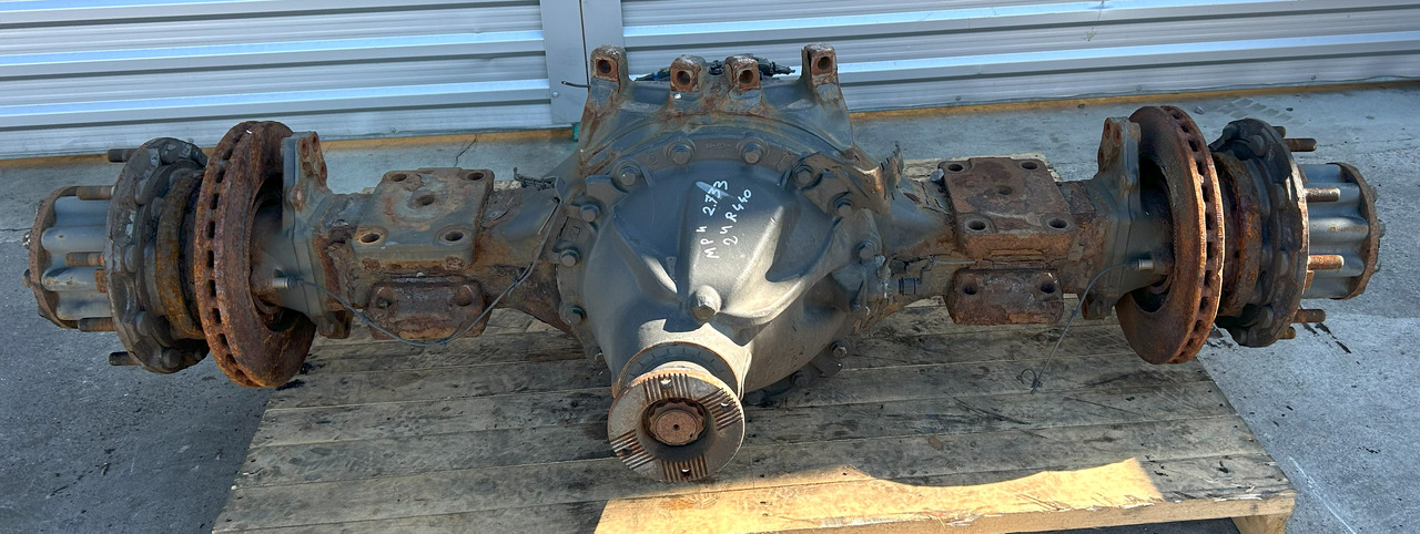 MERCEDES AXLE + HUBS R440-13,0 2,733 ACTROS MP4 - Aksi i pasmë: foto 1 MERCEDES AXLE + HUBS R440-13,0 2,733 ACTROS MP4 - Aksi i pasmë: foto 1