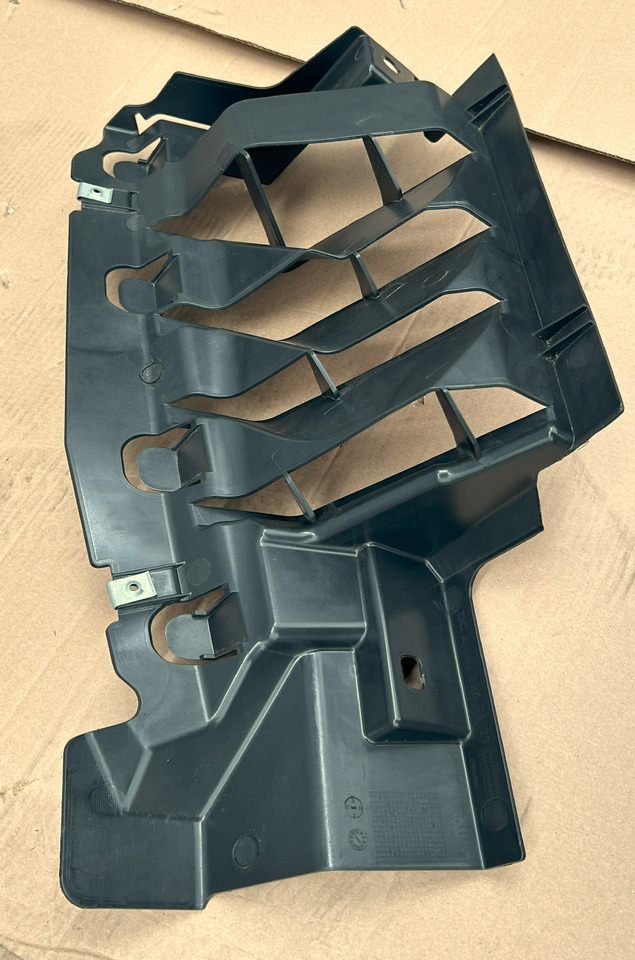 Trupi dhe të jashtme i ri MERCEDES-BENZ ACTROS MP4 MP5 ENGINE SOUNDPROOFING COVER KIT: foto 35