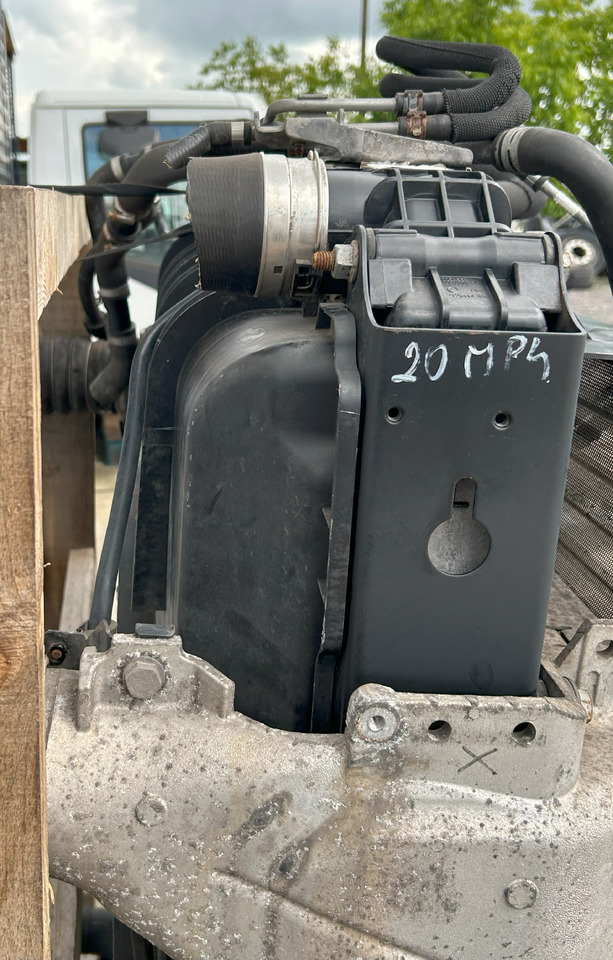 Mercedes ACTROS MP4 COOLERS SET - Radiatori: foto 5 Mercedes ACTROS MP4 COOLERS SET - Radiatori: foto 5