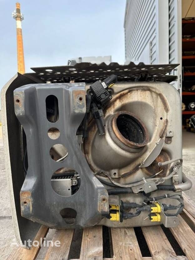 Mercedes-Benz A0074906712 ACTROS MP4 truck - Konvertuesi kataliktik për Kamioni: foto 3 Mercedes-Benz A0074906712 ACTROS MP4 truck - Konvertuesi kataliktik për Kamioni: foto 3