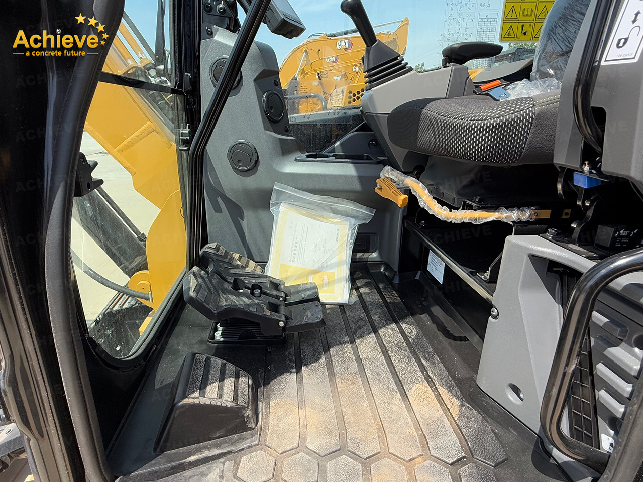 Ekskavator me zinxhirë CATERPILLAR CAT®2025 306.5 Mini Hydraulic Excavator UD 0.25 m³ 36.5/2400 kw/rpm C2.4T 105 L【ACHIEVE】 TOP CONDITION!!!: foto 11 Ekskavator me zinxhirë CATERPILLAR CAT®2025 306.5 Mini Hydraulic Excavator UD 0.25 m³ 36.5/2400 kw/rpm C2.4T 105 L【ACHIEVE】 TOP CONDITION!!!: foto 11