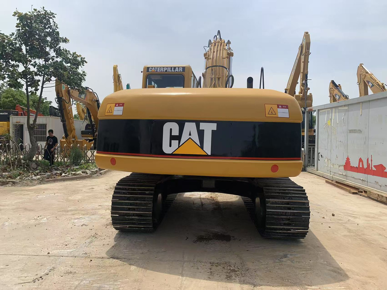 CATERPILLAR 20 ton Crawler Excavator CAT 320C, 320D - Ekskavator me zinxhirë: foto 4 CATERPILLAR 20 ton Crawler Excavator CAT 320C, 320D - Ekskavator me zinxhirë: foto 4