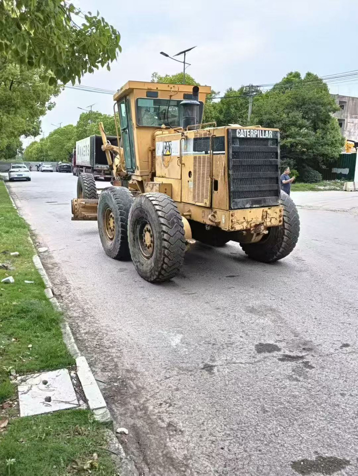 Caterpillar 14H, 140H Motor Grader Original Color CAT Machine - Makinë niveluese: foto 3 Caterpillar 14H, 140H Motor Grader Original Color CAT Machine - Makinë niveluese: foto 3