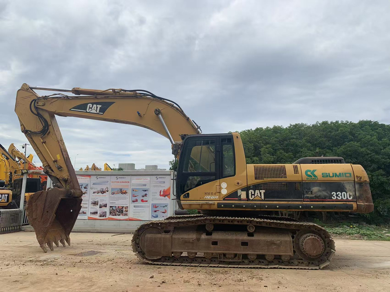 Caterpillar Excavator Original Color CAT 330CL, 330BL Used Condtion - Ekskavator me zinxhirë: foto 1 Caterpillar Excavator Original Color CAT 330CL, 330BL Used Condtion - Ekskavator me zinxhirë: foto 1