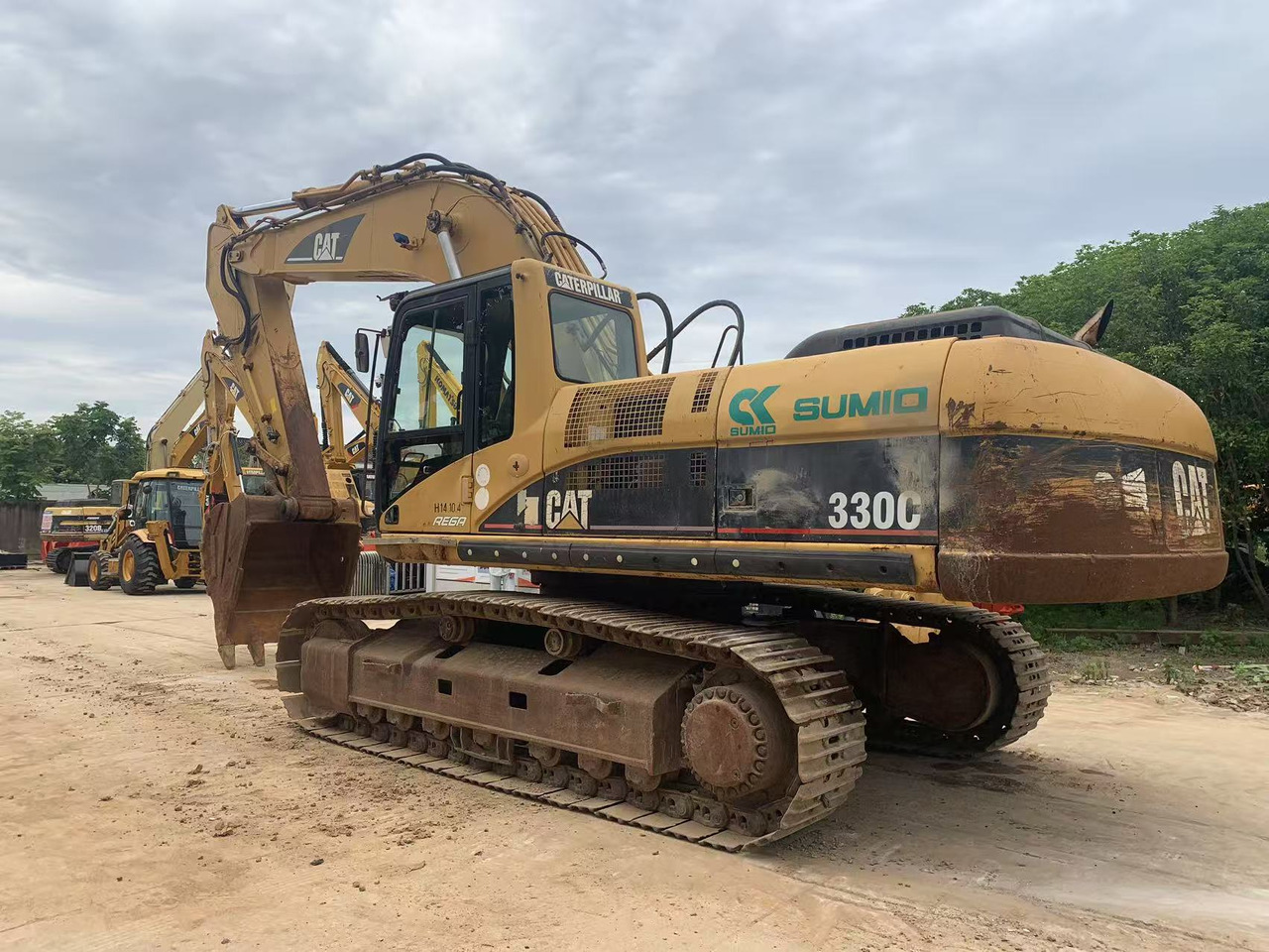 Caterpillar Excavator Original Color CAT 330CL, 330BL Used Condtion - Ekskavator me zinxhirë: foto 3 Caterpillar Excavator Original Color CAT 330CL, 330BL Used Condtion - Ekskavator me zinxhirë: foto 3