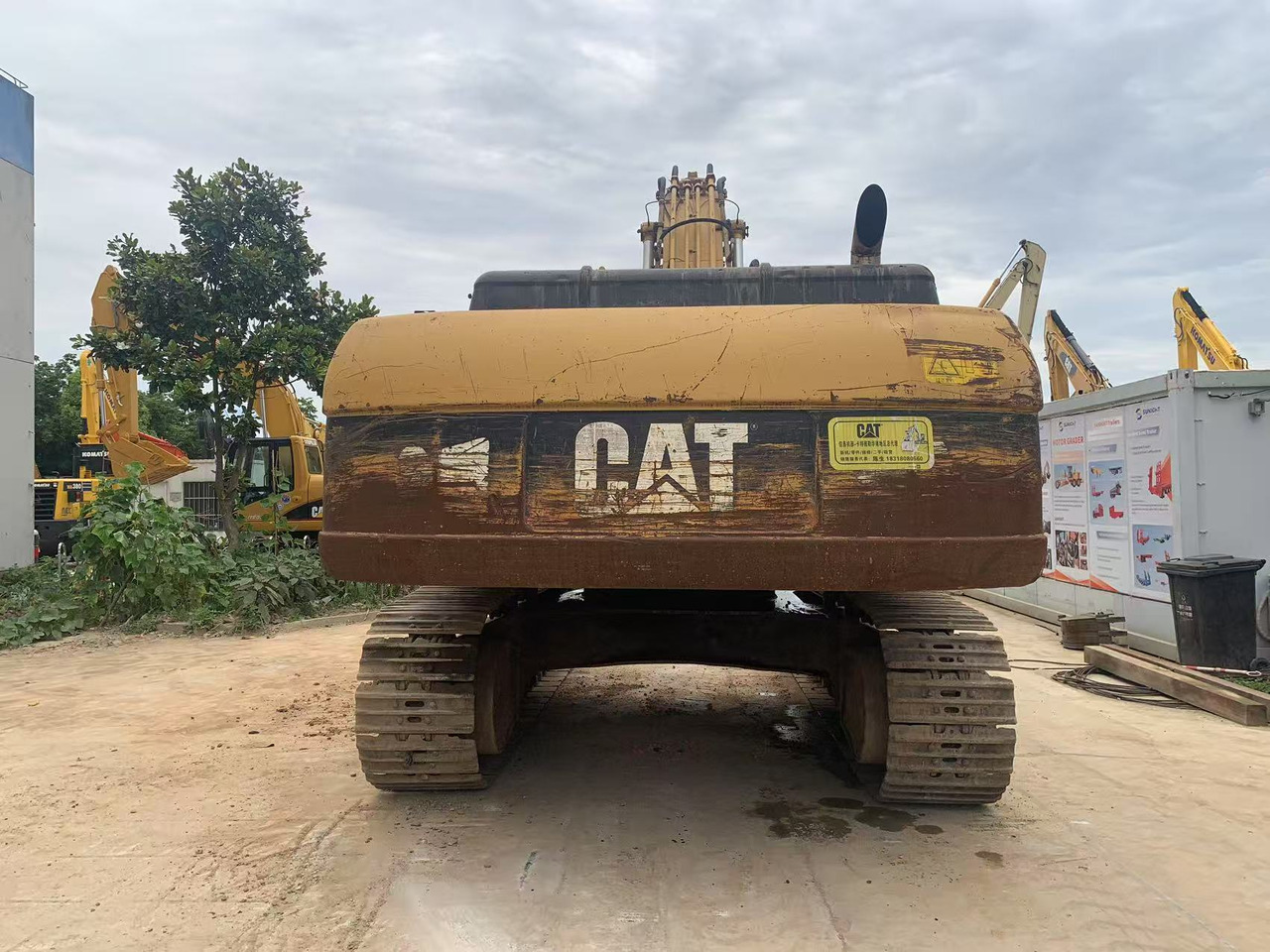 Caterpillar Excavator Original Color CAT 330CL, 330BL Used Condtion - Ekskavator me zinxhirë: foto 4 Caterpillar Excavator Original Color CAT 330CL, 330BL Used Condtion - Ekskavator me zinxhirë: foto 4