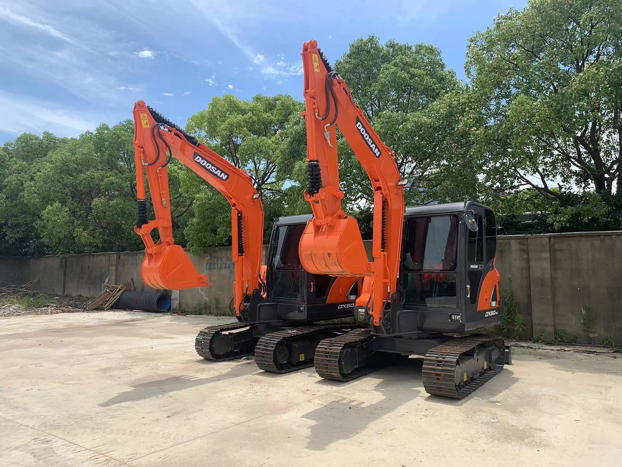 DOOSAN DX60 Good price 6 ton Small Excavator - Ekskavator me zinxhirë: foto 5 DOOSAN DX60 Good price 6 ton Small Excavator - Ekskavator me zinxhirë: foto 5