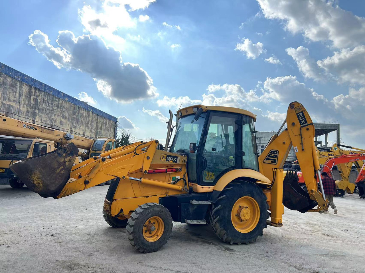 JCB 3CX Original Condition Used Backhoe Loader with Extendable Boom - Fadromë me shkarkim nga prapa: foto 2 JCB 3CX Original Condition Used Backhoe Loader with Extendable Boom - Fadromë me shkarkim nga prapa: foto 2