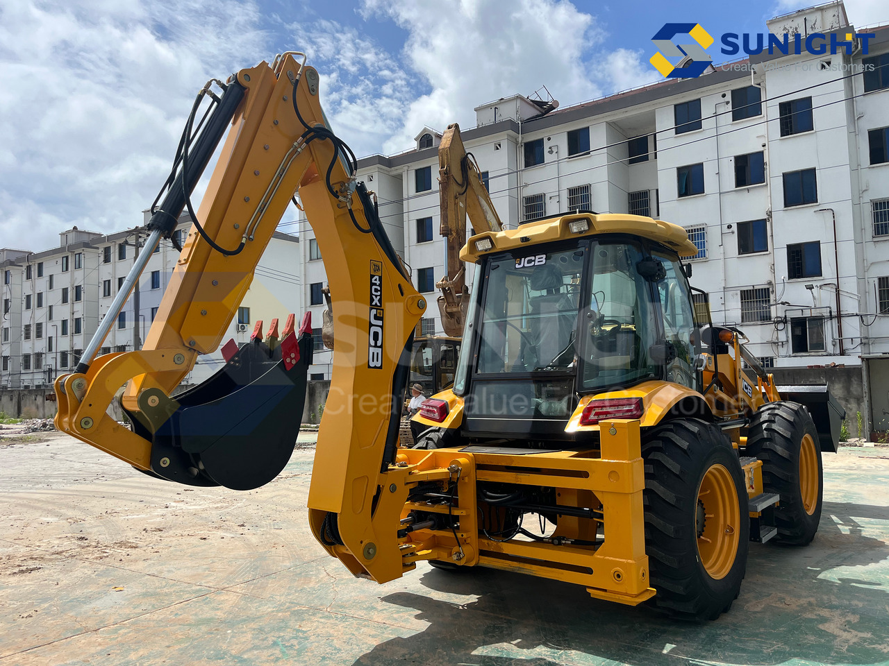 JCB 4CX Backhoe Loader 4x4 Drive Good Price - Fadromë me shkarkim nga prapa: foto 4 JCB 4CX Backhoe Loader 4x4 Drive Good Price - Fadromë me shkarkim nga prapa: foto 4
