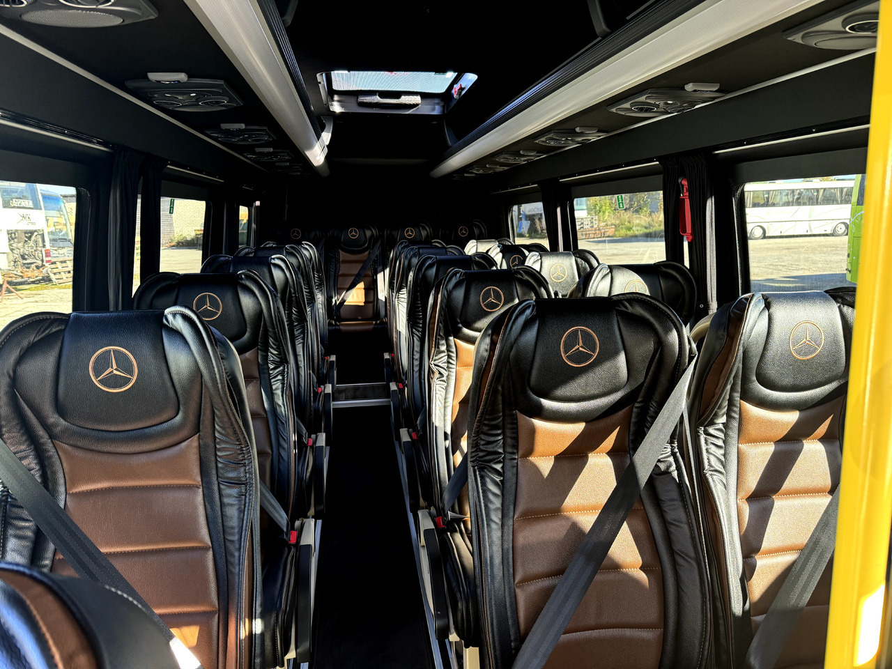 Mercedes-Benz Sprinter 517 - Minibus, Furgon pasagjerësh: foto 3 Mercedes-Benz Sprinter 517 - Minibus, Furgon pasagjerësh: foto 3
