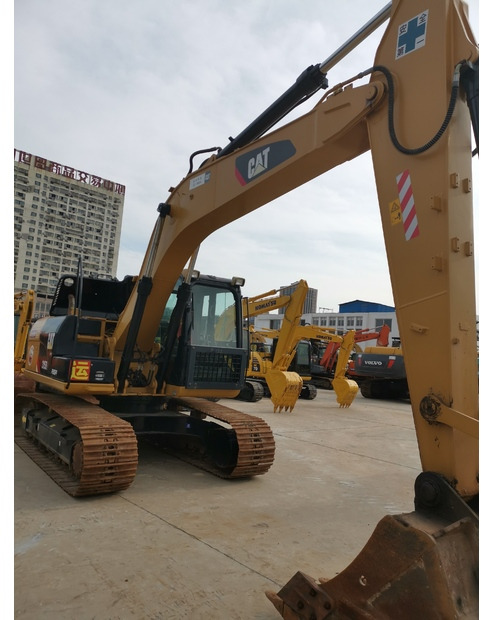 Ekskavator me zinxhirë 2018 Caterpillar 315D: foto 16