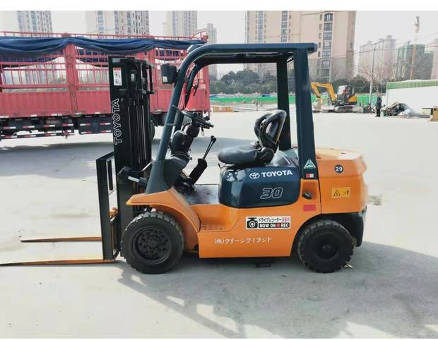 Pirun ngritës 2019 Toyota 7FD30: foto 7