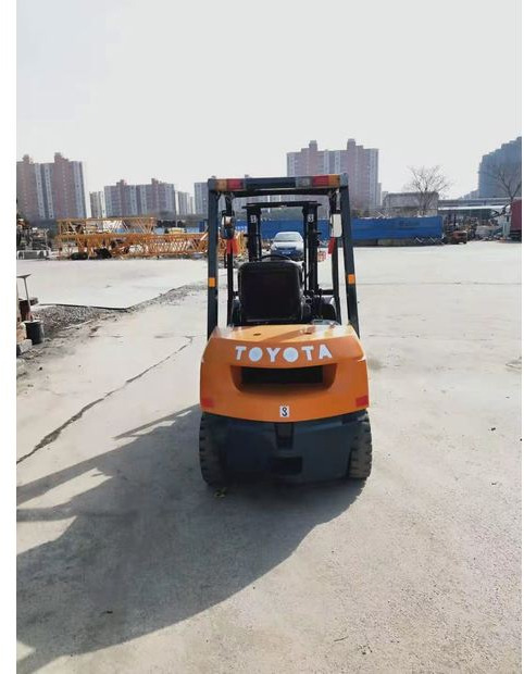 Pirun ngritës 2019 Toyota 7FD30: foto 10