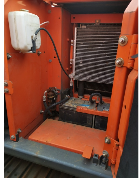 Miniekskavator 2020 Hitachi ZX70: foto 8