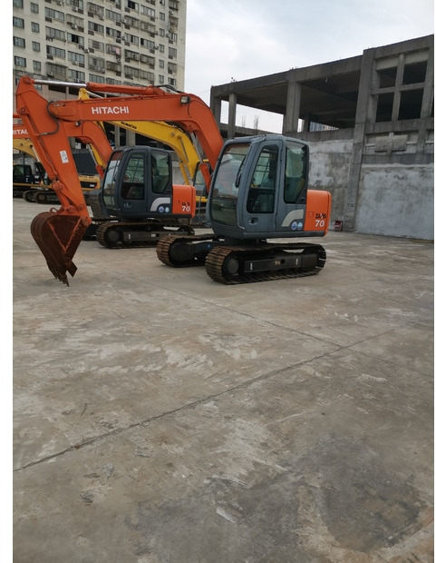 Miniekskavator 2020 Hitachi ZX70: foto 6