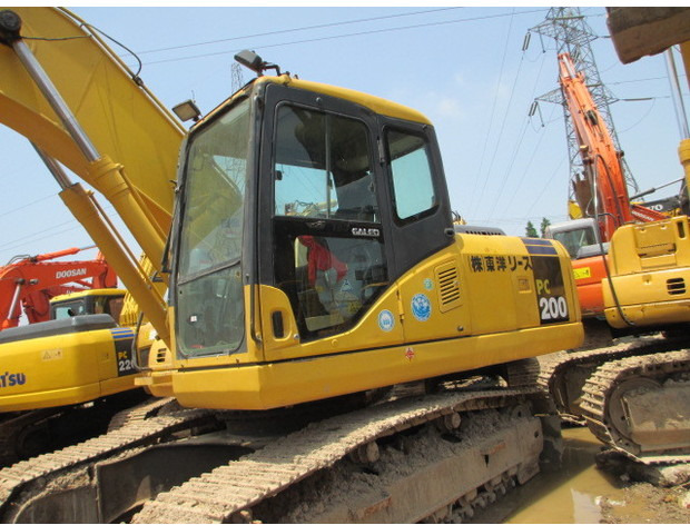 2020 Komatsu PC200-7 - Ekskavator me zinxhirë: foto 3 2020 Komatsu PC200-7 - Ekskavator me zinxhirë: foto 3