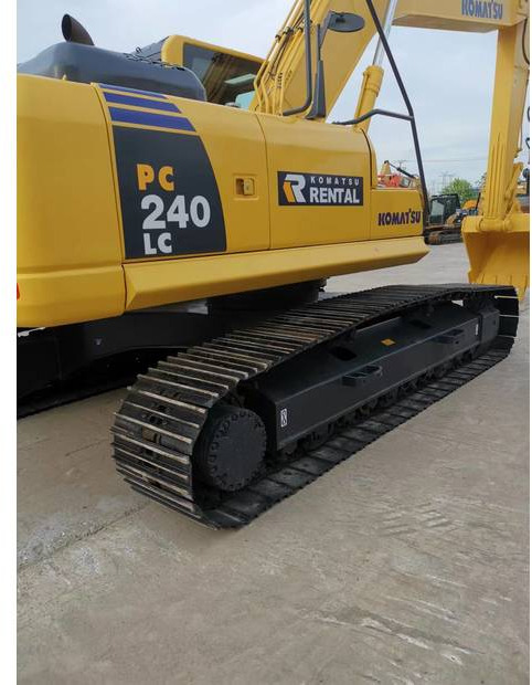 2020 Komatsu PC240LC-8 - Ekskavator me zinxhirë: foto 4 2020 Komatsu PC240LC-8 - Ekskavator me zinxhirë: foto 4
