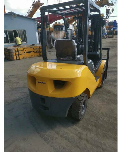 2021 Komatsu FD30-17 - Pirun ngritës: foto 3 2021 Komatsu FD30-17 - Pirun ngritës: foto 3
