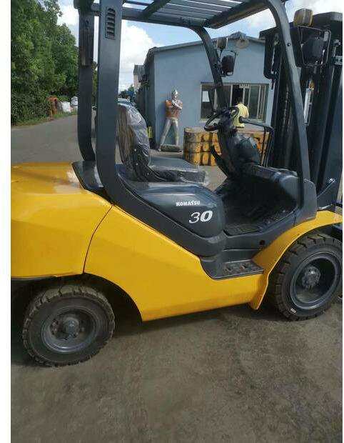 2021 Komatsu FD30-17 - Pirun ngritës: foto 2 2021 Komatsu FD30-17 - Pirun ngritës: foto 2