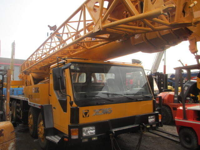 XCMG QY70K - Autovinç: foto 1 XCMG QY70K - Autovinç: foto 1