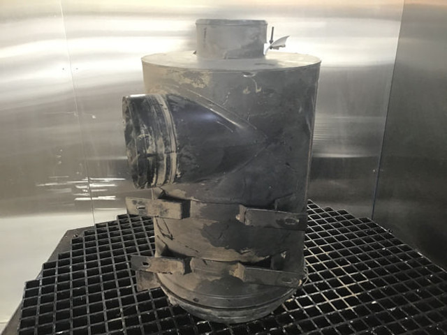 Liebherr Air Filter - Sistemi i marrjes së ajrit: foto 4 Liebherr Air Filter - Sistemi i marrjes së ajrit: foto 4