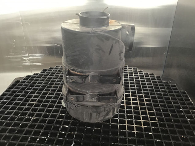 Liebherr Air Filter - Sistemi i marrjes së ajrit: foto 4 Liebherr Air Filter - Sistemi i marrjes së ajrit: foto 4