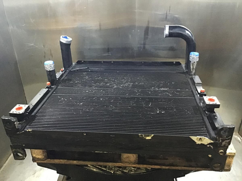 Liebherr COMBINED RADIATOR - Radiatori: foto 1 Liebherr COMBINED RADIATOR - Radiatori: foto 1