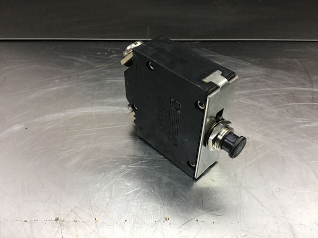 Liebherr Cable Protection switch - Sistemi elektrik: foto 1 Liebherr Cable Protection switch - Sistemi elektrik: foto 1