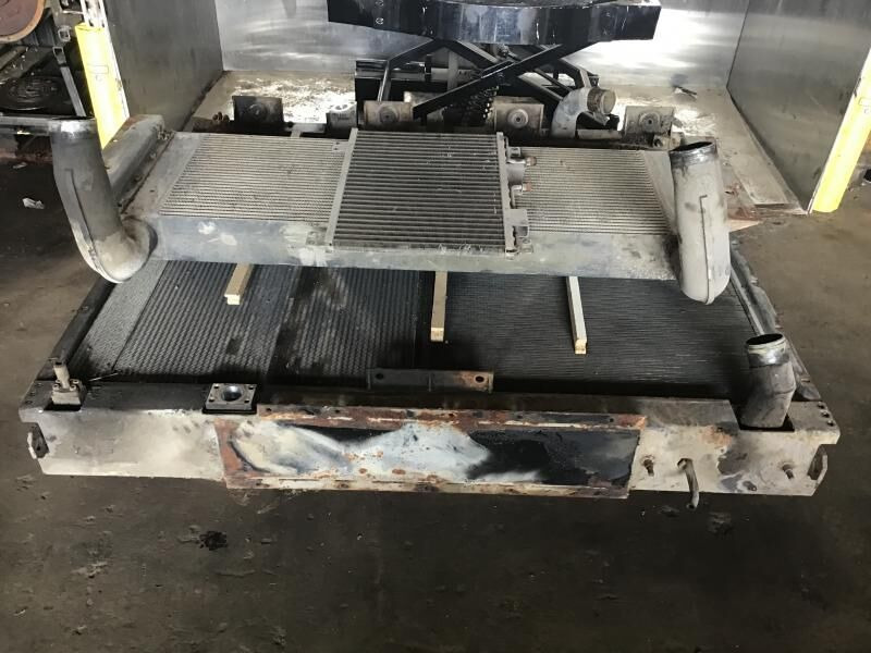 Liebherr Combined Radiator - Radiatori: foto 1 Liebherr Combined Radiator - Radiatori: foto 1