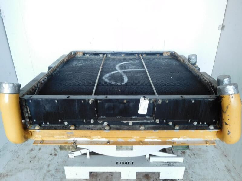 Liebherr Combined Radiator - Radiatori: foto 1 Liebherr Combined Radiator - Radiatori: foto 1