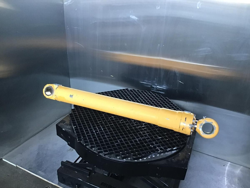 Liebherr Cylinder - Cilindri hidraulik: foto 1 Liebherr Cylinder - Cilindri hidraulik: foto 1