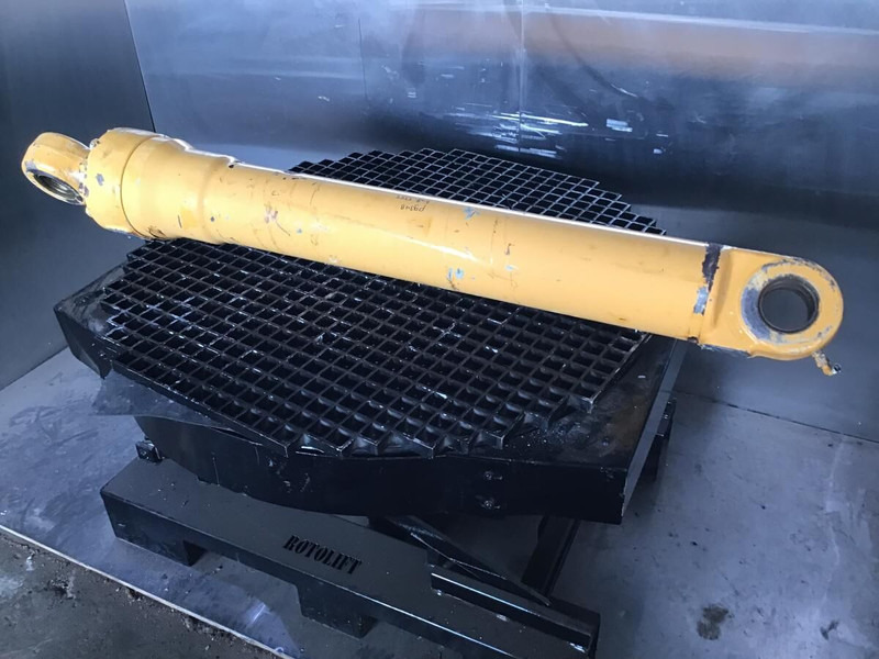 Liebherr Cylinder - Cilindri hidraulik: foto 1 Liebherr Cylinder - Cilindri hidraulik: foto 1