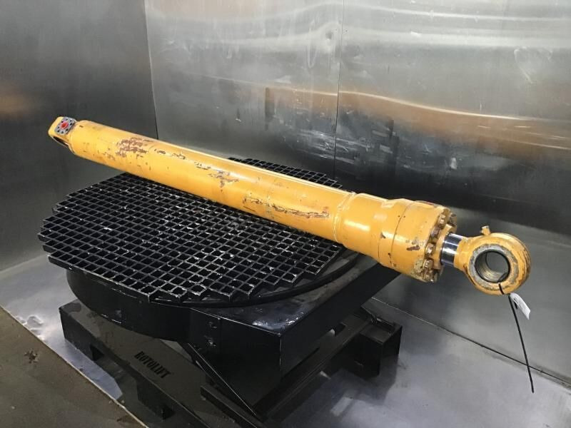 Liebherr Cylinder - Cilindri hidraulik: foto 2 Liebherr Cylinder - Cilindri hidraulik: foto 2