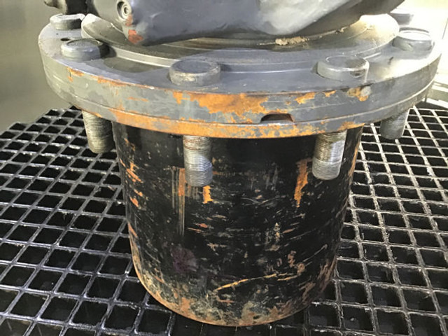 Liebherr Final Drive - Pezullimi: foto 1 Liebherr Final Drive - Pezullimi: foto 1