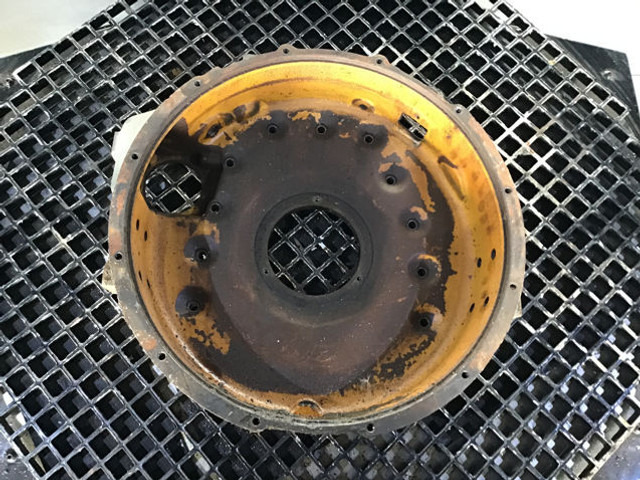 Liebherr Oil Sump - Karteri: foto 1 Liebherr Oil Sump - Karteri: foto 1