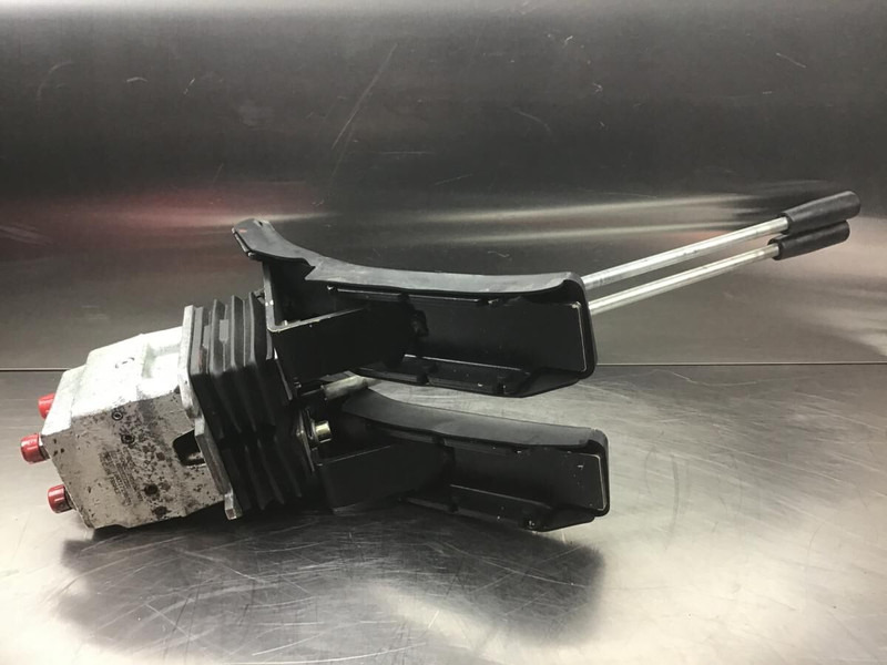 Liebherr Pilot Control Unit Complete - Leva e marsheve: foto 3 Liebherr Pilot Control Unit Complete - Leva e marsheve: foto 3