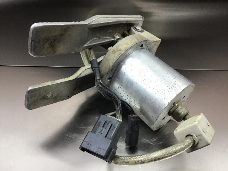 Liebherr Pilot Control Unit - Pedali: foto 3 Liebherr Pilot Control Unit - Pedali: foto 3