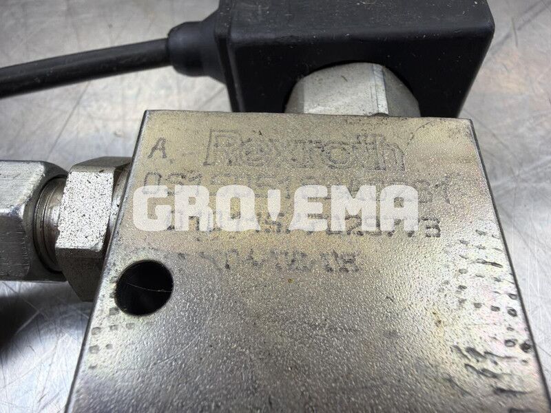Liebherr R900 Li / R914B / R912 Li / R904 / A904C Li / A904 Li - Sistemi hidraulik: foto 4 Liebherr R900 Li / R914B / R912 Li / R904 / A904C Li / A904 Li - Sistemi hidraulik: foto 4